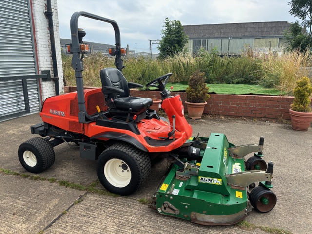 Used ride on mowers groundcare machinery for sale plus Kubota compact tractors